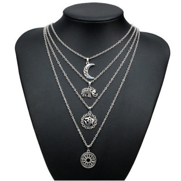 Jewelry - Bohemian Pendant Necklace
